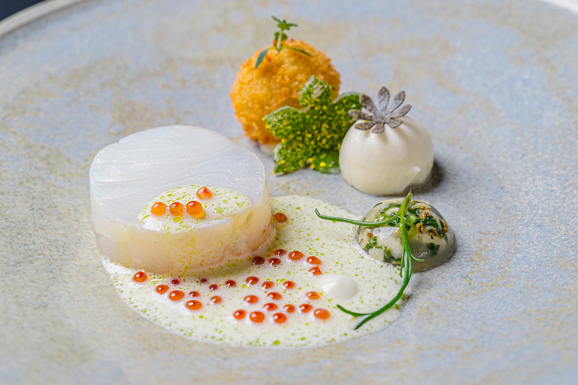 Lari Helenius, plat signature SPYC