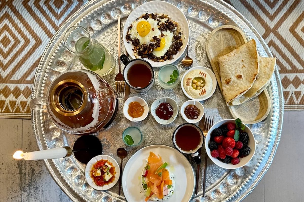 Petit-déjeuner libanais traditionnel
