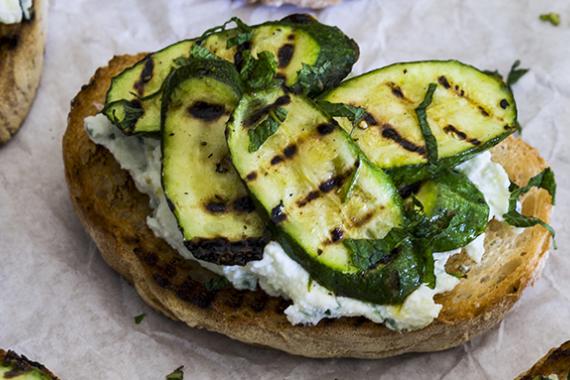 courgettes grillées sur bruschette