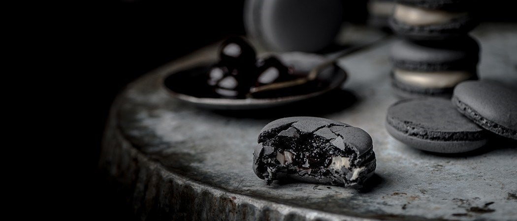 original_macaron-noir-charbon-vegetal-1050x450-1 original_macaron-noir-charbon-vegetal-1050x450-1