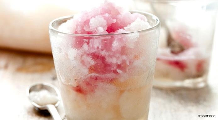 Sorbet à la fleur de sureau, menthe et cassis