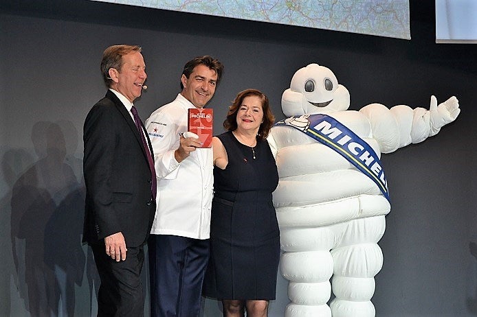 yannick alleno 3 etoiles guide michelin 2017 yannick alleno 3 etoiles guide michelin 2017