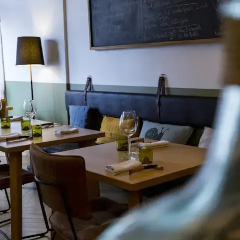 AROMATIQUE RESTAURANT