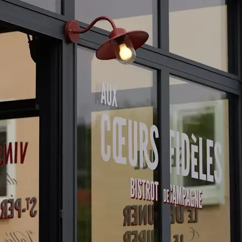 Aux Cœurs Fidèles Aux Cœurs Fidèles