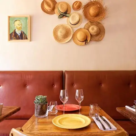 Chapeau de Paille - Bistrot Provençal Chapeau de Paille - Bistrot Provençal