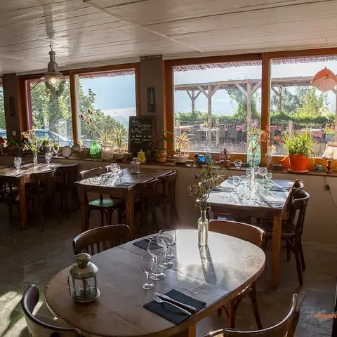 Chez mon Jules Chez mon Jules