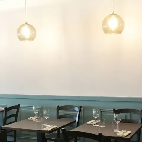 Léonie : Restaurant Bistro à Biarritz