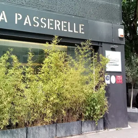La Passerelle La Passerelle
