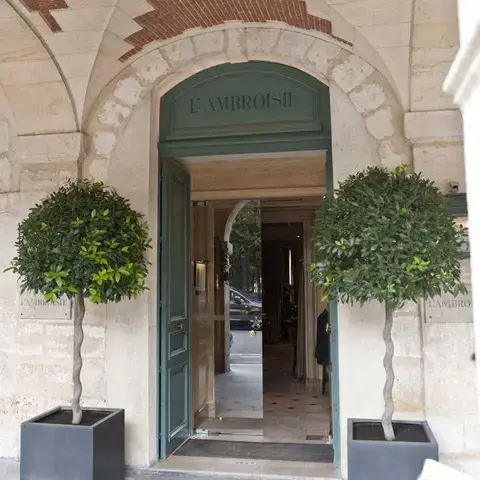 L'Ambroisie L'Ambroisie