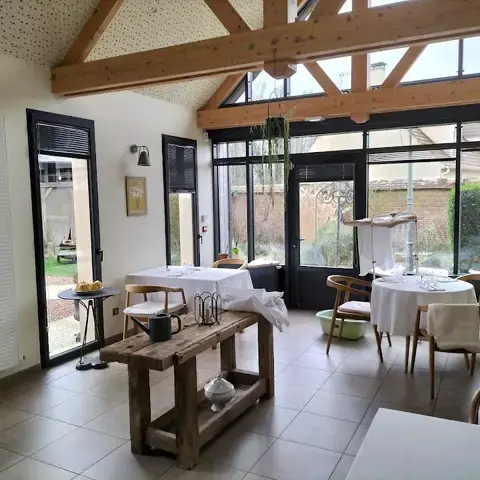 L'Auberge de Monceaux L'Auberge de Monceaux