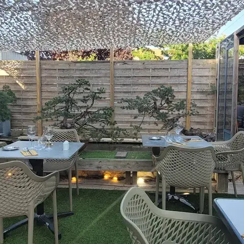 Le Bouillon by Jemmy BROUET