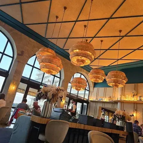 Le Café de Paris Restaurant Le Café de Paris Restaurant