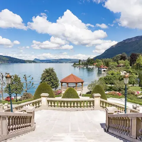 Le Palace De Menthon Le Palace De Menthon