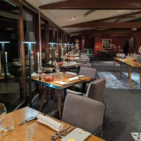 Les Épicuriens Restaurant Les Épicuriens Restaurant