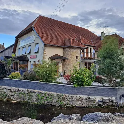 Logis Auberge du Château de Vaite Logis Auberge du Château de Vaite
