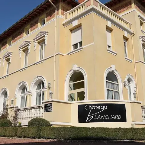 Logis Hôtel le Château Blanchard Logis Hôtel le Château Blanchard