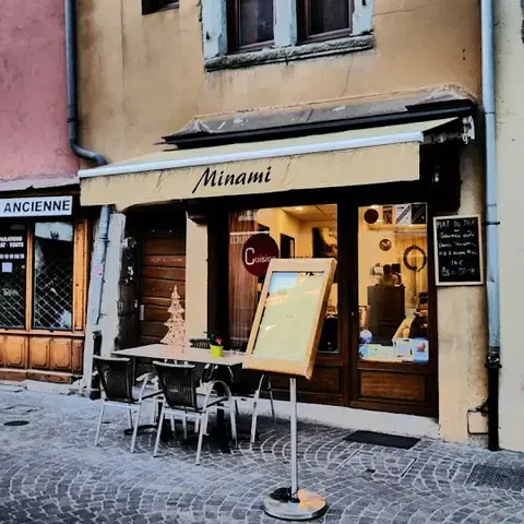 MINAMI