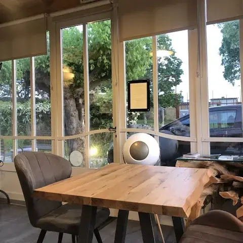 Nomade restaurant Nomade restaurant