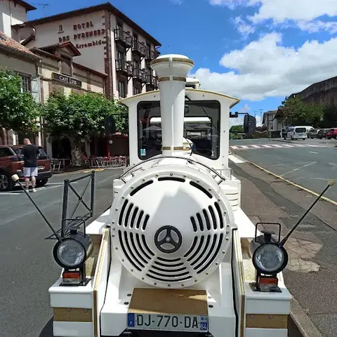 Plāce Chārles de Gāulle Plāce Chārles de Gāulle