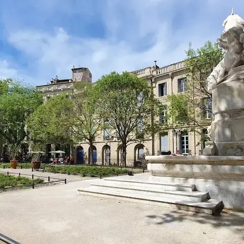 Place de La Canourgue Place de La Canourgue