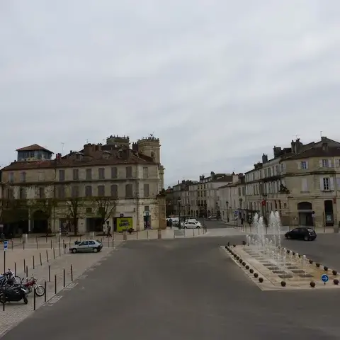 Place de la Libération Place de la Libération