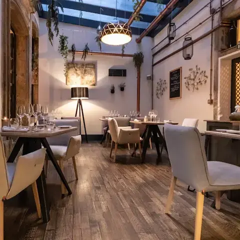 Restaurant Derrière Restaurant Derrière
