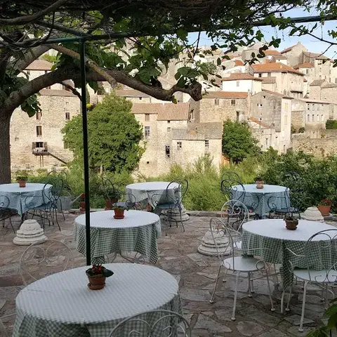 Restaurant Fleurs d' Olargues Restaurant Fleurs d' Olargues