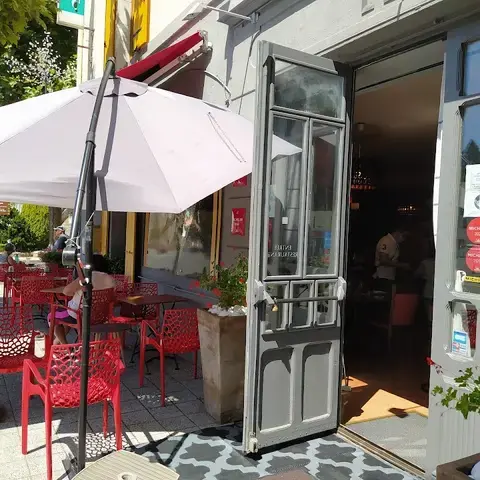 Restaurant LE M Restaurant LE M