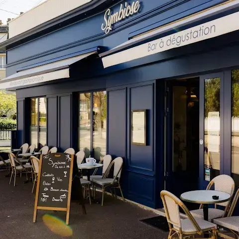Symbiose - Restaurant Gastronomique et Bar à Dégustation à Cabourg Symbiose - Restaurant Gastronomique et Bar à Dégustation à Cabourg