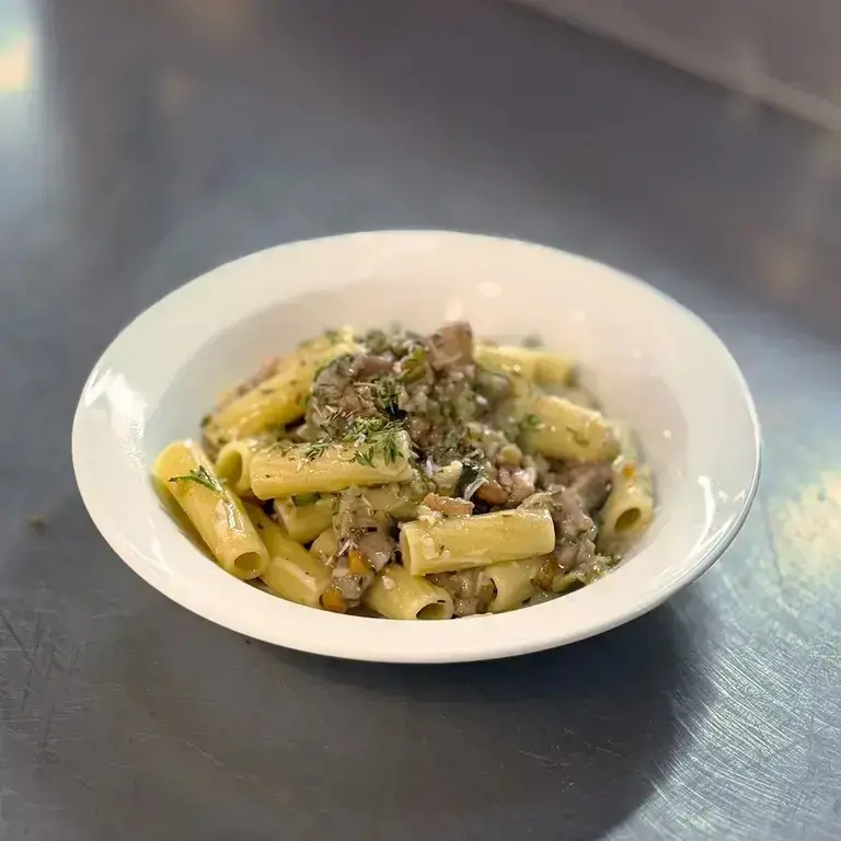 Tortiglioni au ragù de basse-cour