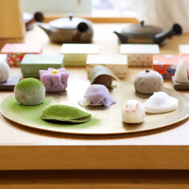 Wagashi - Tomo