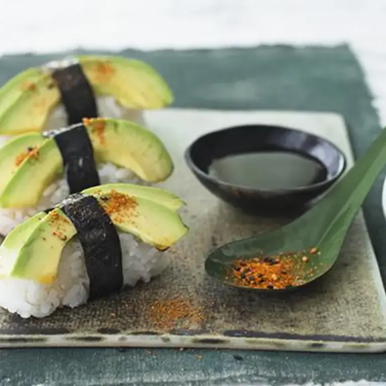Recettes de sushis végétariens et végétaliens sans poissons