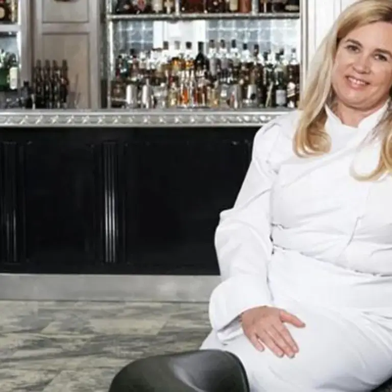 Le meilleur chef femme au monde est Hélène Darroze