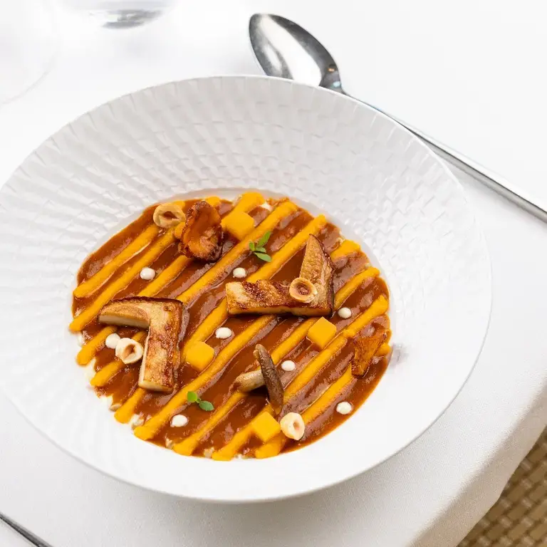 Potiron, champignon, noisettes et chocolat blanc
