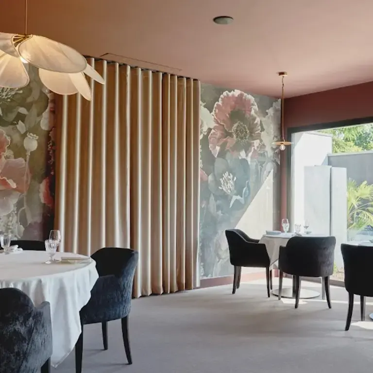 Hôtel Restaurant Maison Tiegezh