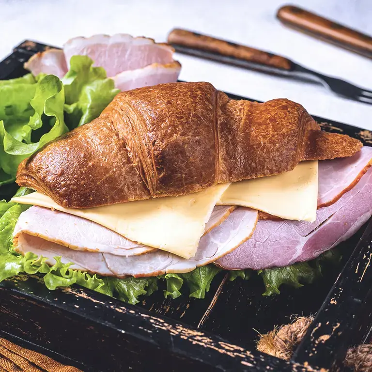 croissant au jambon - Fine Dining Lovers
