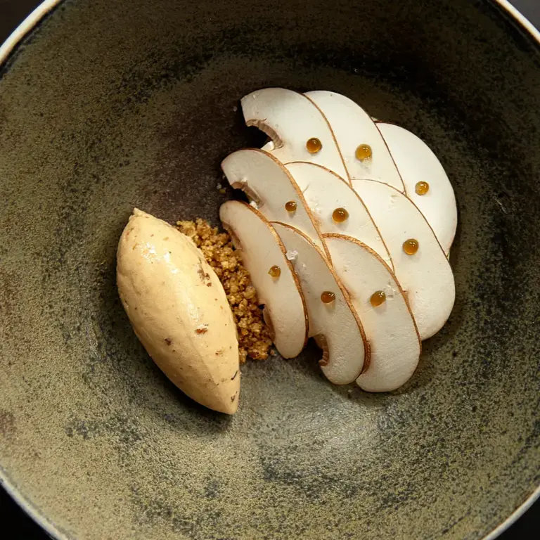 noix et champignon