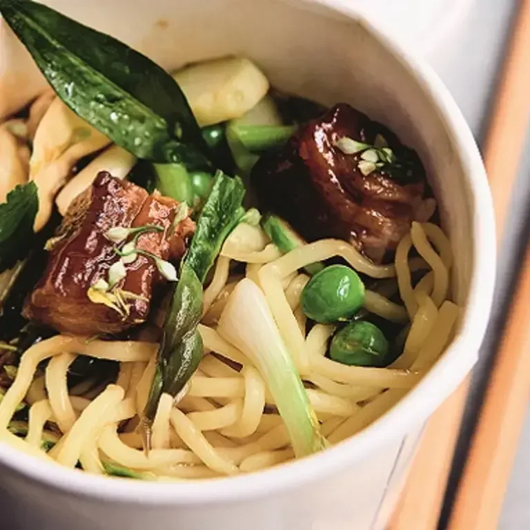 Recette de ramen au porc caramélisé de William Ledeuil