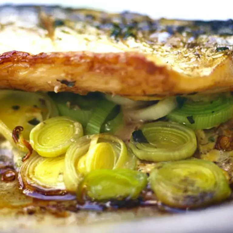 Filets de maquereaux à la moutarde et aux poireaux