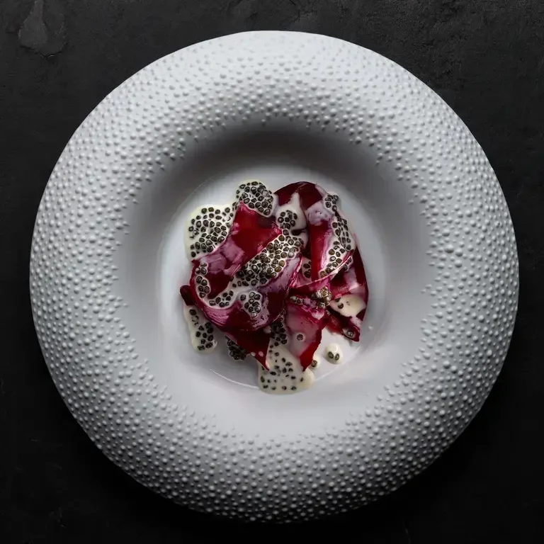 Betterave, sauce au caviar de Mauro Colagreco