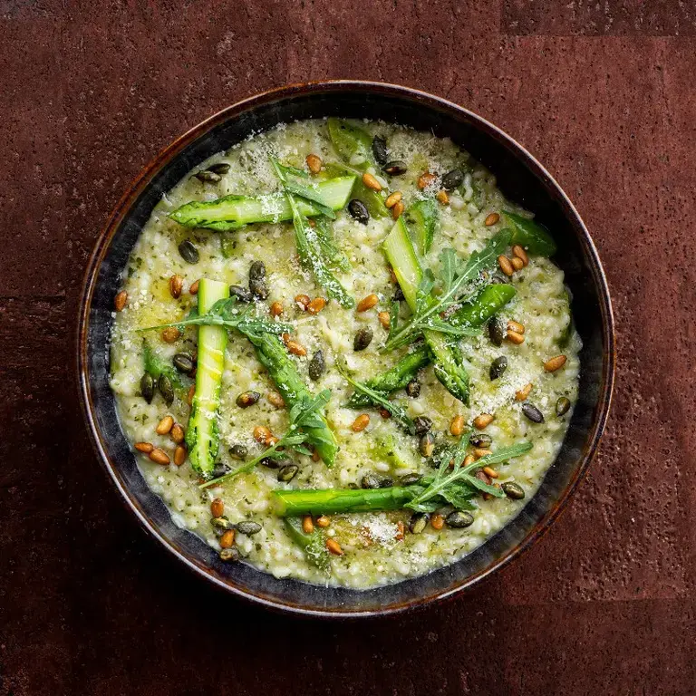 Risotto d’asperges vertes à l’oseille - Chef Baptiste Renouard