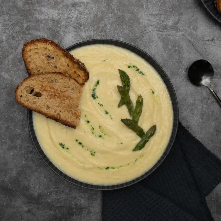 velouté d'asperges - Fine Dining Lovers