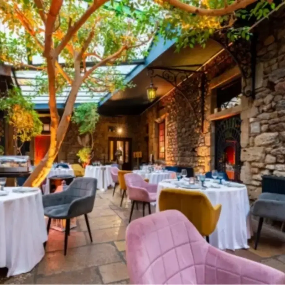 Chez Camille