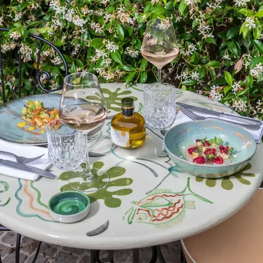 Le Patio, la table ensoleillé de l’Hôtel La Pérouse Nice