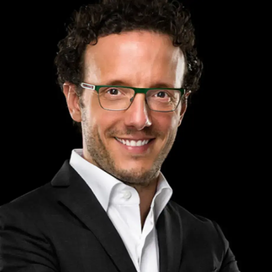 Simone Zazoni prend la tête des cuisines du George à Paris