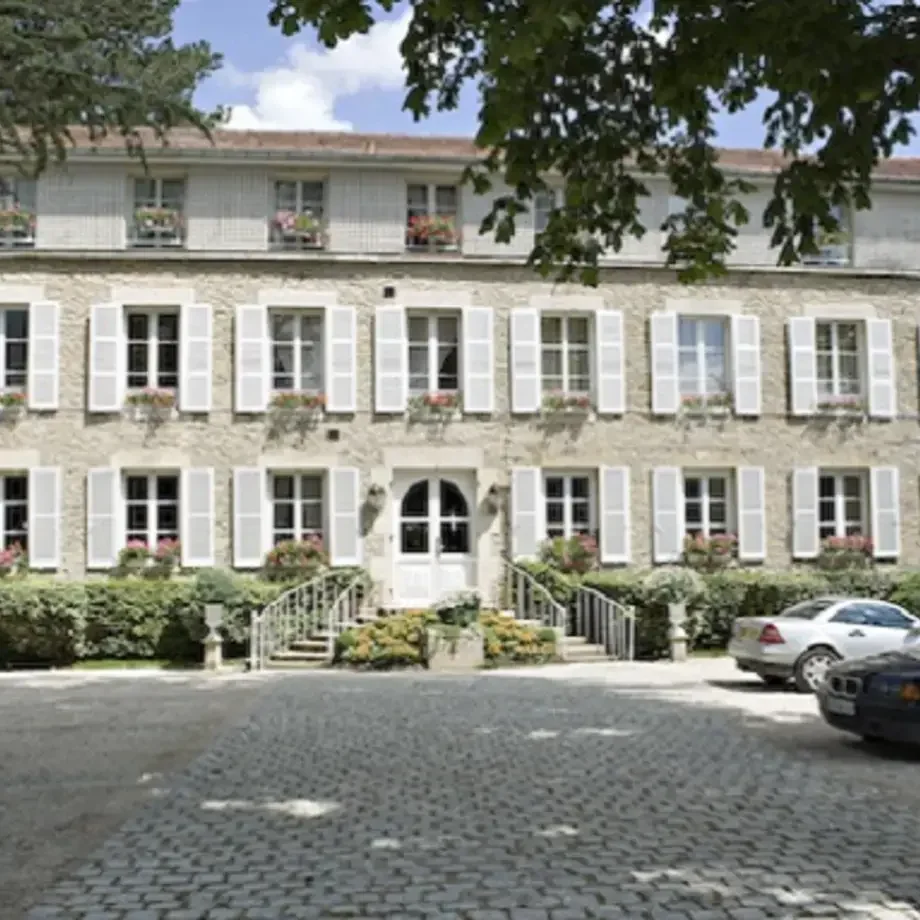 L'Espérance de Marc Meneau racheté par le groupe d'Alain Ducasse