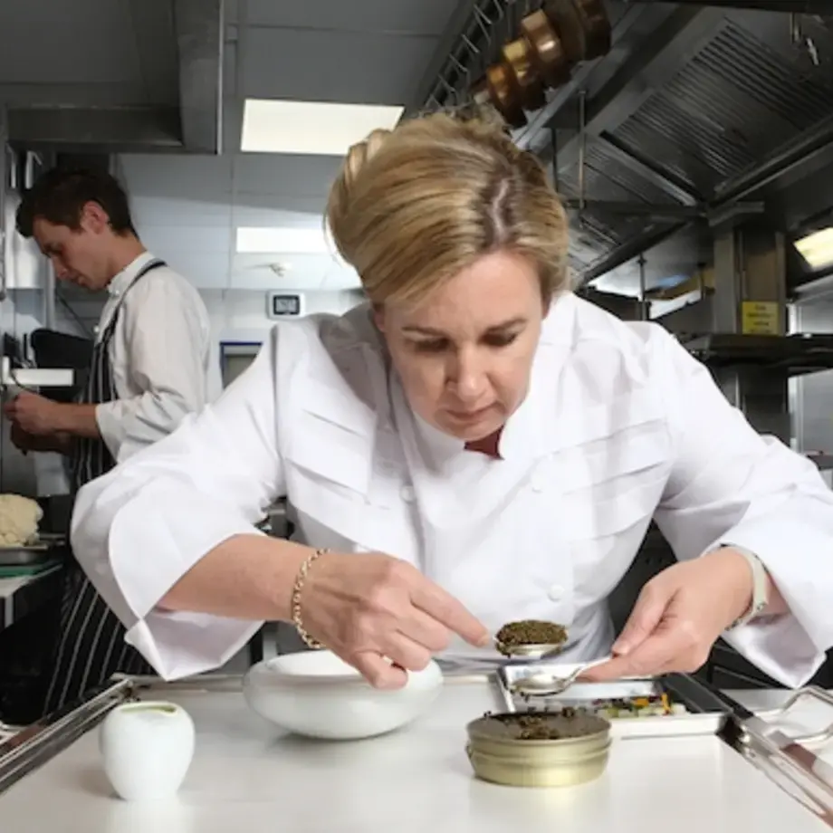 Hélène Darroze : la chef étoilée est la meilleure femme chef du monde