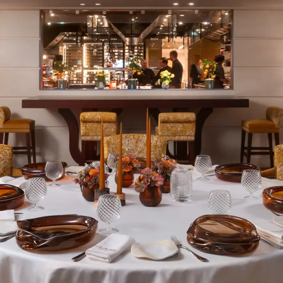 Les Ambassadeurs by Christophe Cussac