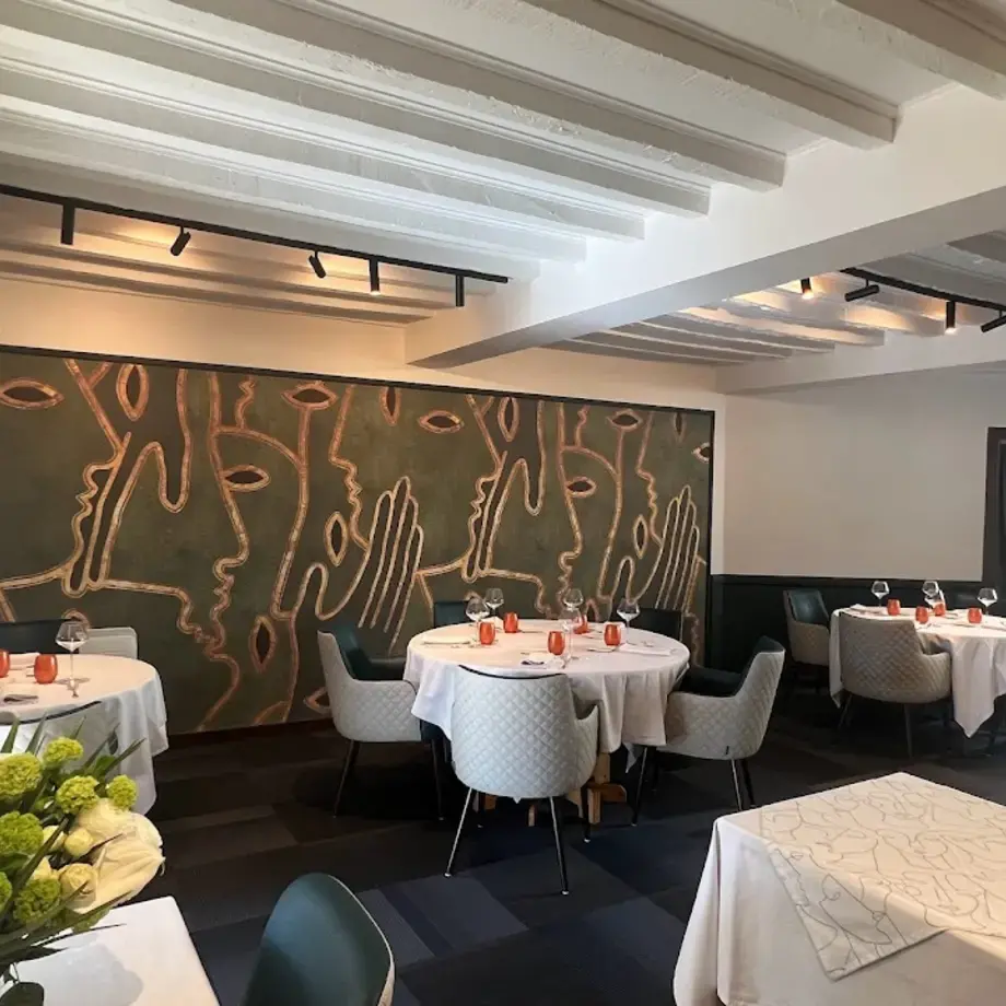 Au Petit Relais Au Petit Relais