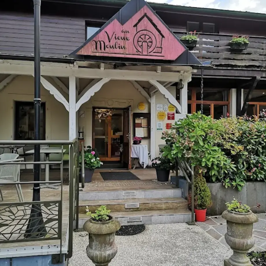 Au Vieux Moulin Au Vieux Moulin